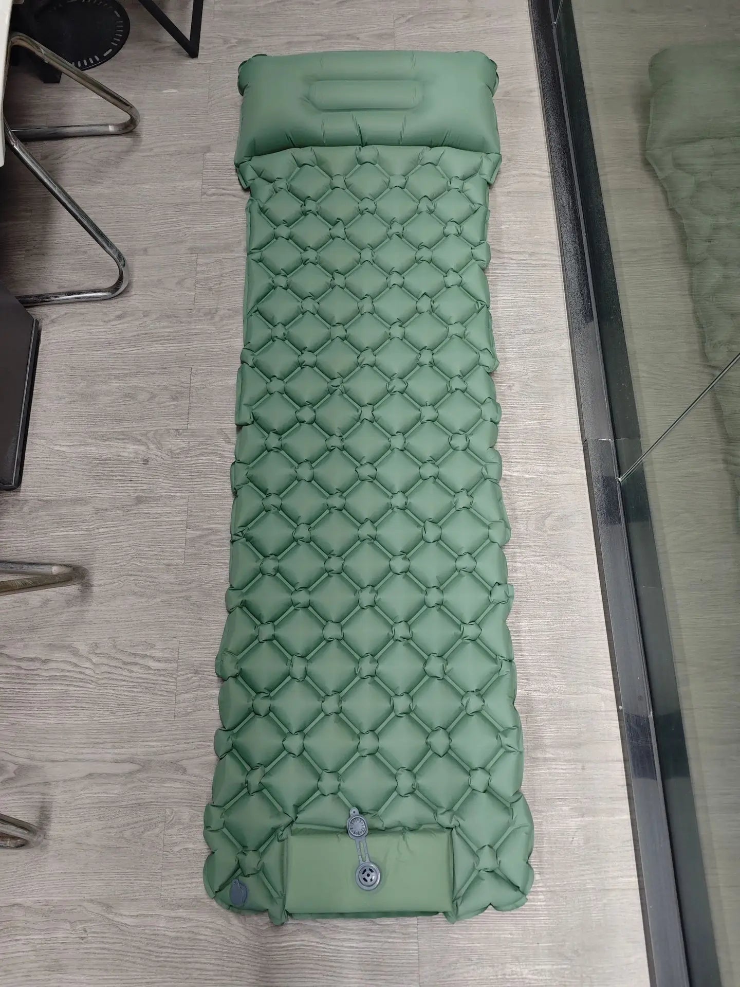 Inflatable Camping Mats Air Mattress With Pillow Outdoor Tourist Sleeping Pad Self-Inflating Mattress For Hiking Climbing